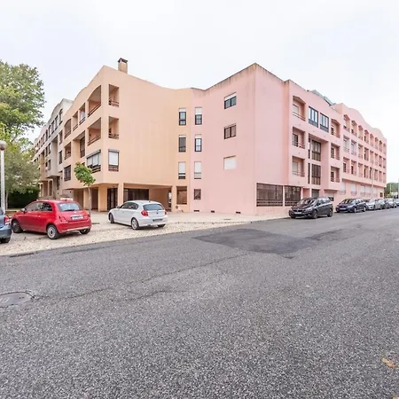 Guestready - Classy Apt In